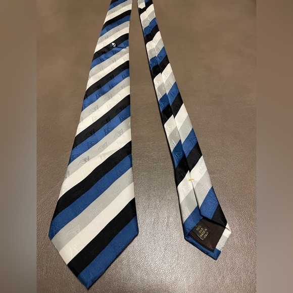 Louis Vuitton Silk Tie - Striped LV Americas Cup - Picture 3 of 6